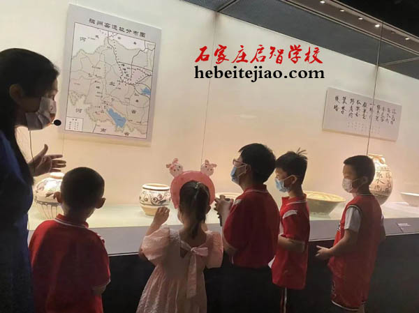 石家庄启智学校在河北省博物院开展六一陶艺主题活动